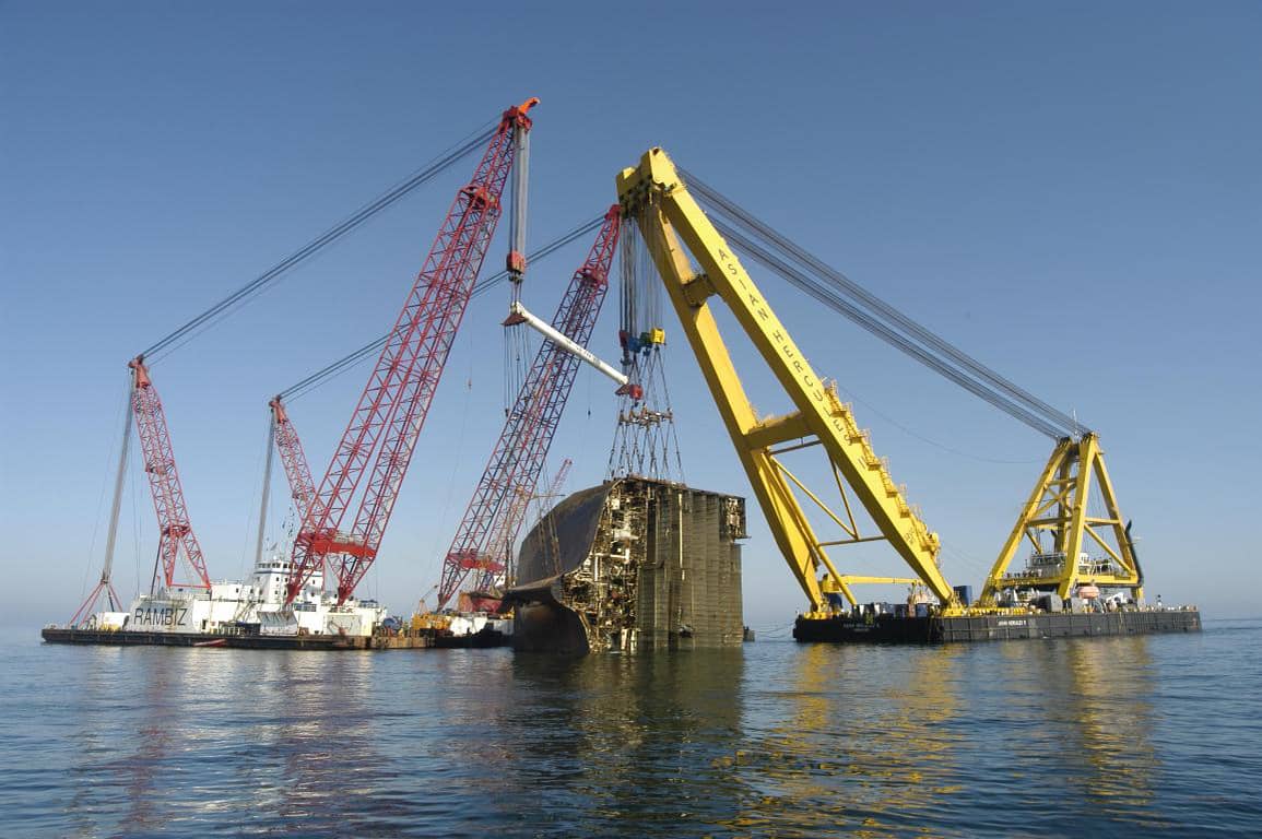 Salvage of sunken car carrier Tricolor on Vimeo