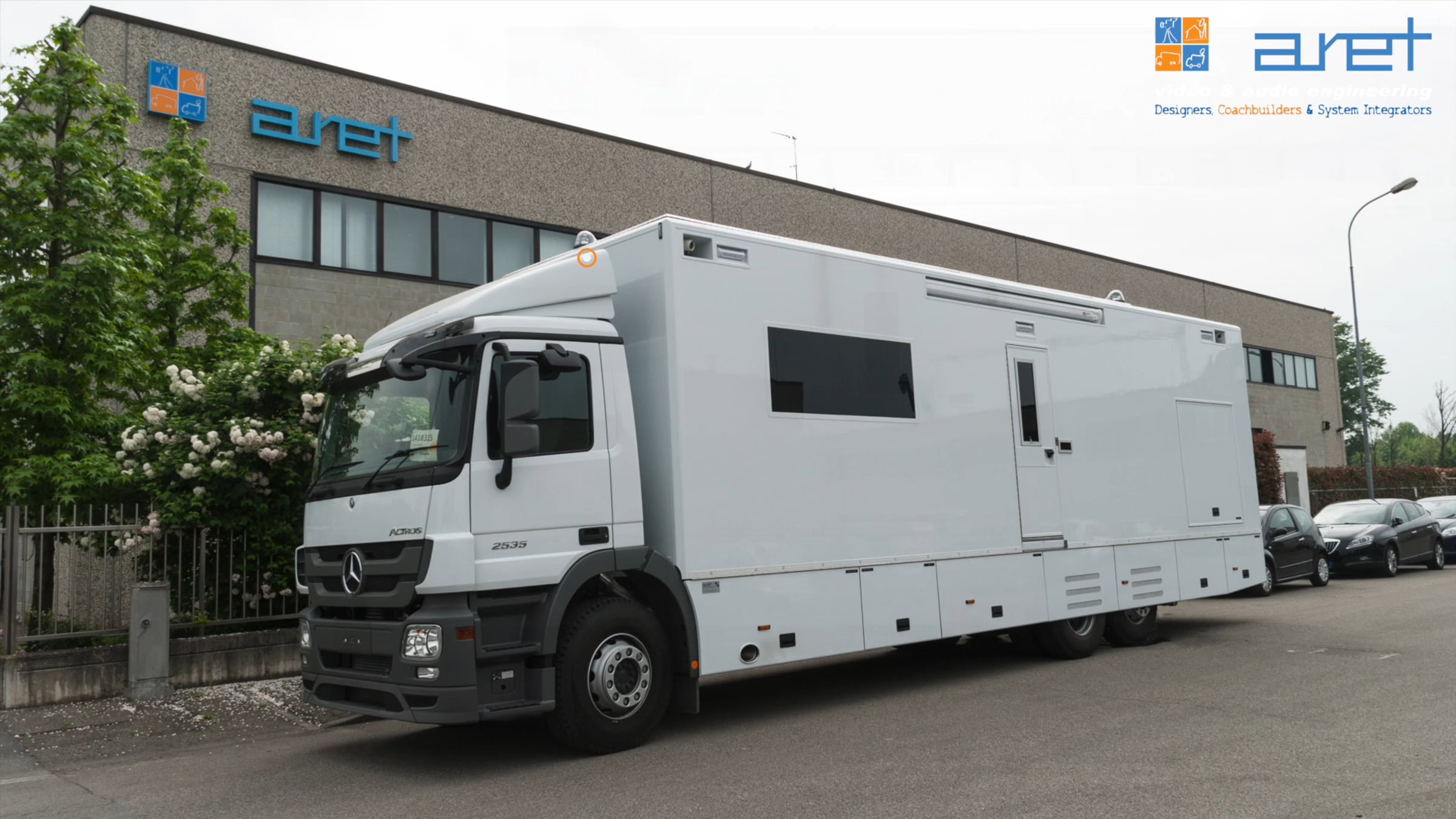 Police command OB Van for border monitoring/protection | Videos ...