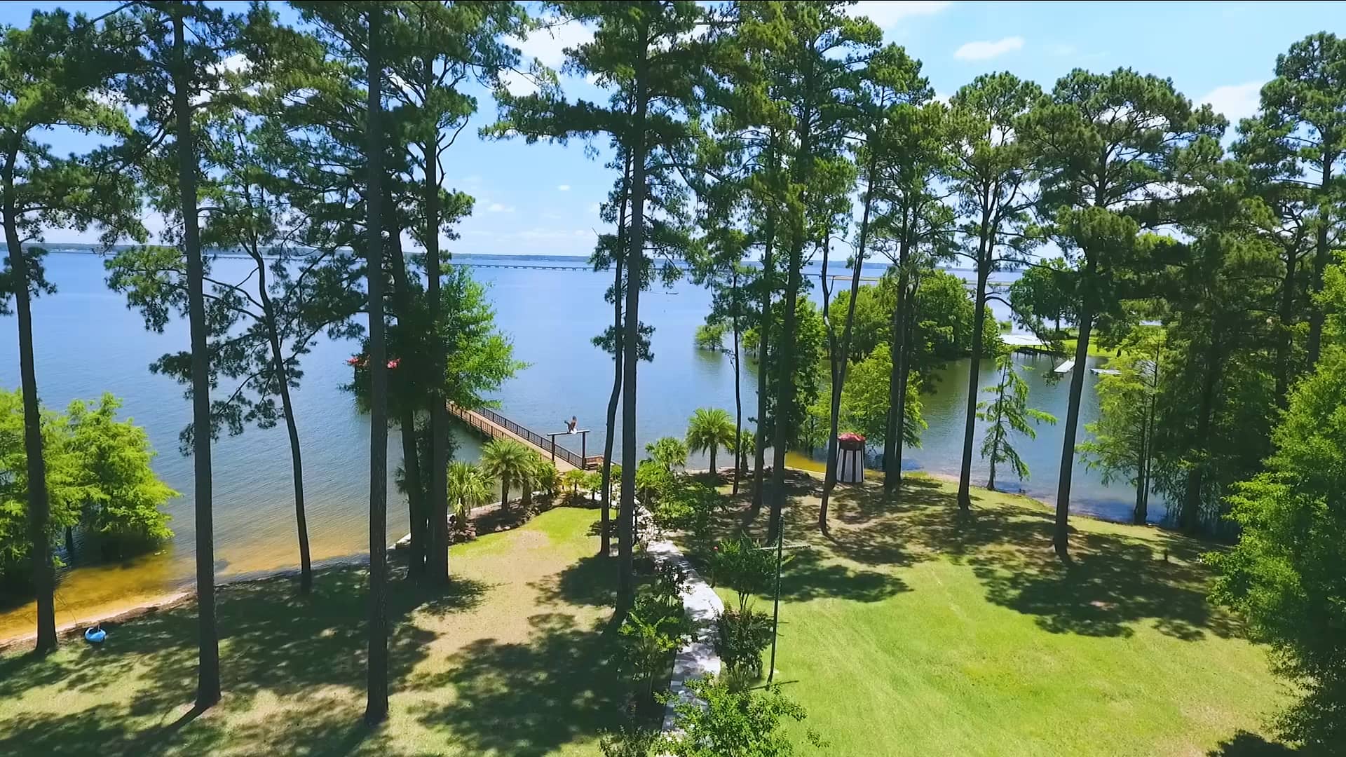 555 Lakeshore Dr., Hemphill, TX Lake Home on Vimeo