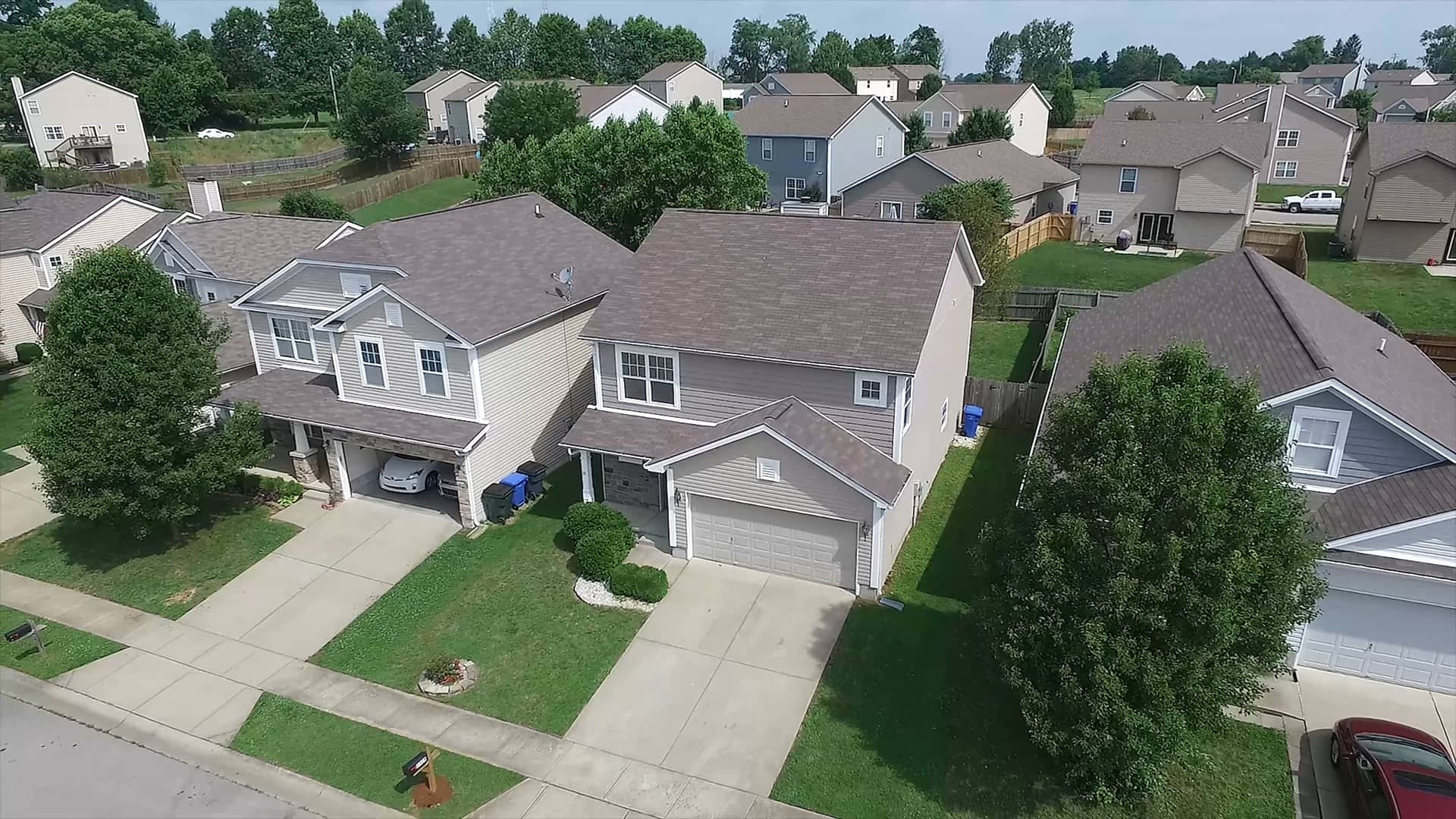 2329 Lonan Ct Lexington KY lbar on Vimeo