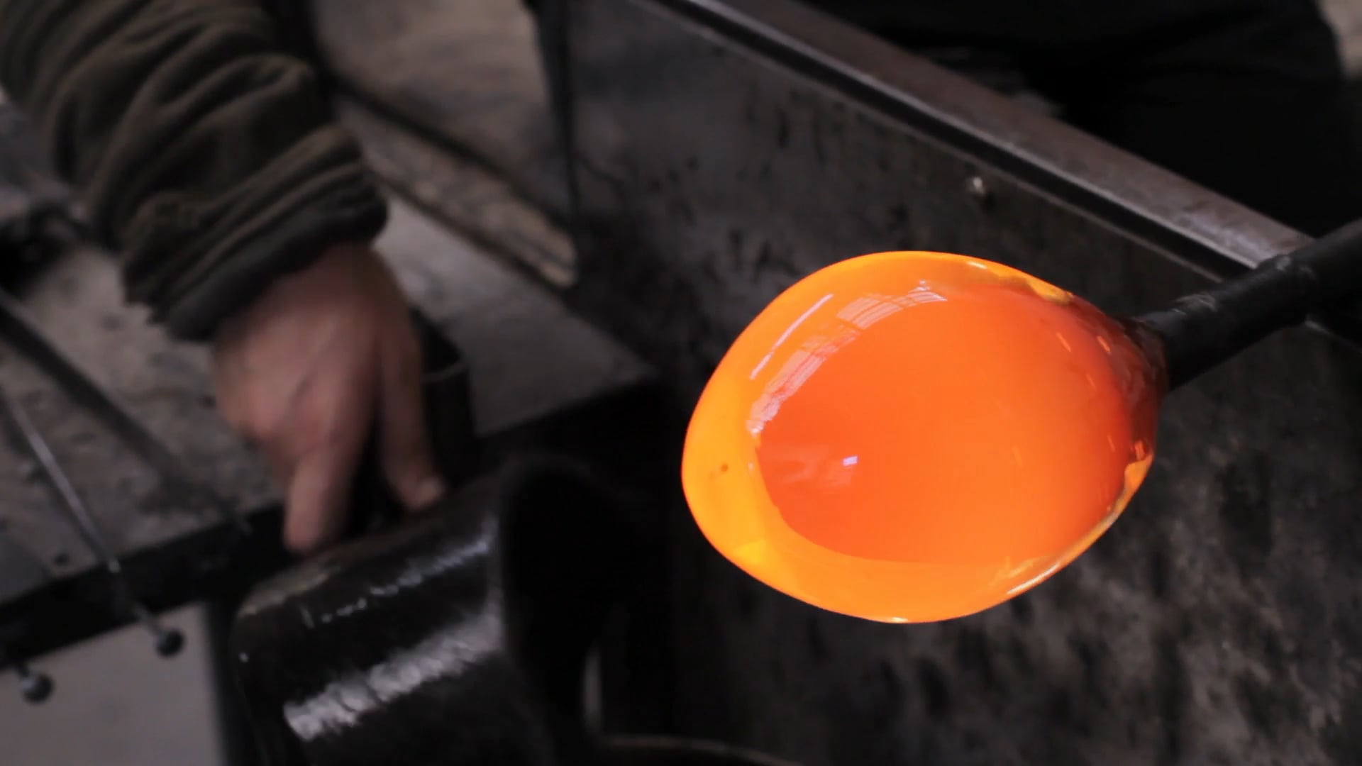 MATTEO GONET ・ GLASSWORKS
