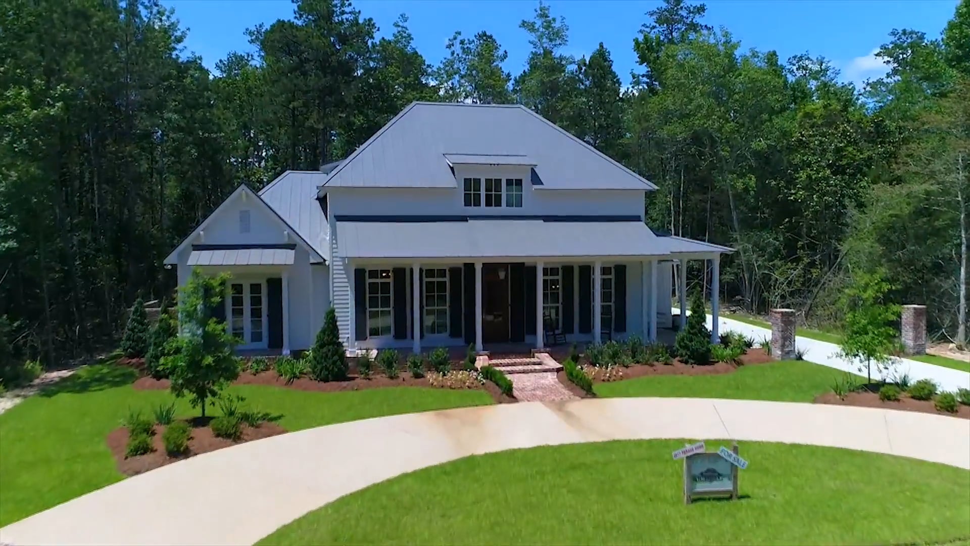 1657 Oxbow Lane, Covington, LA on Vimeo