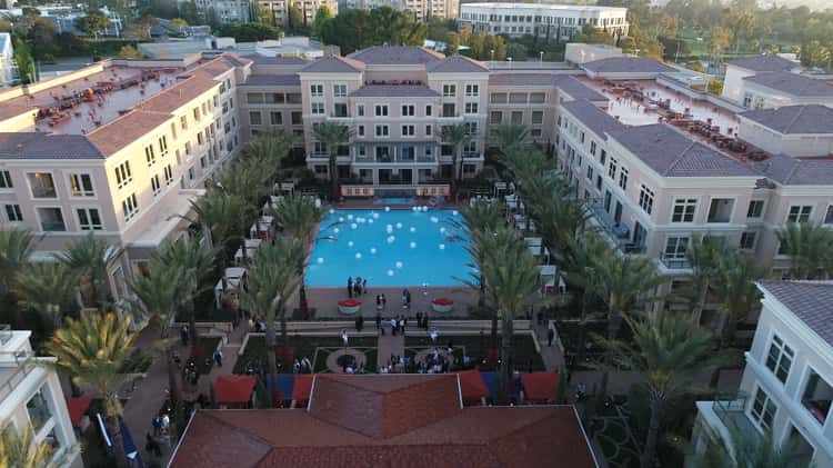 Villas Fashion Island Apartments - Newport Beach, CA 92660
