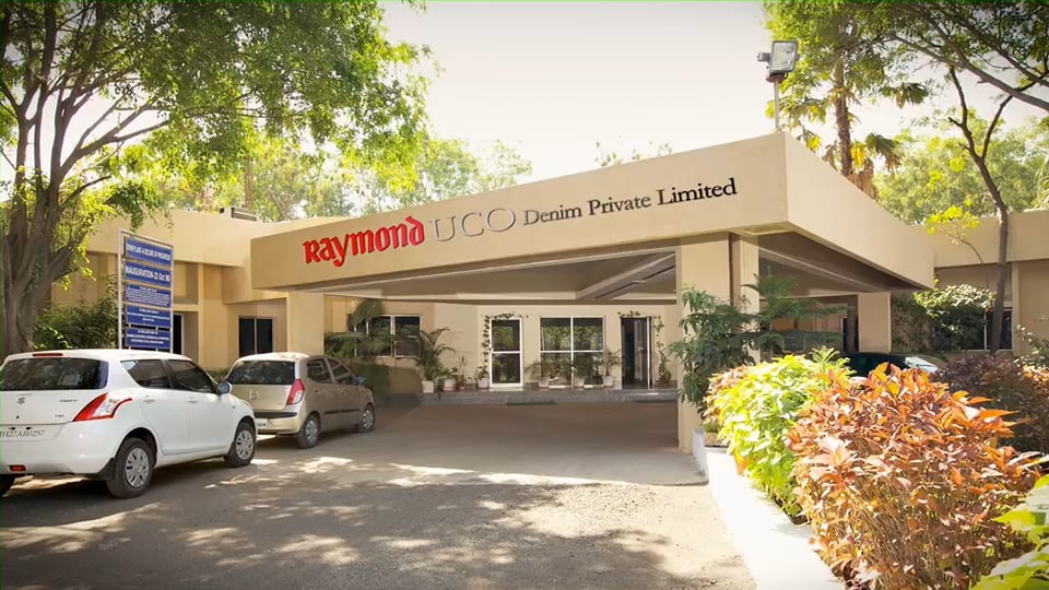 Raymond UCO Denim AV on Vimeo