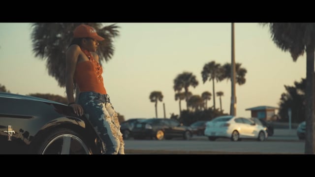Music Videos ChevyGurl - Skinny Jeans Feat. Sada James
