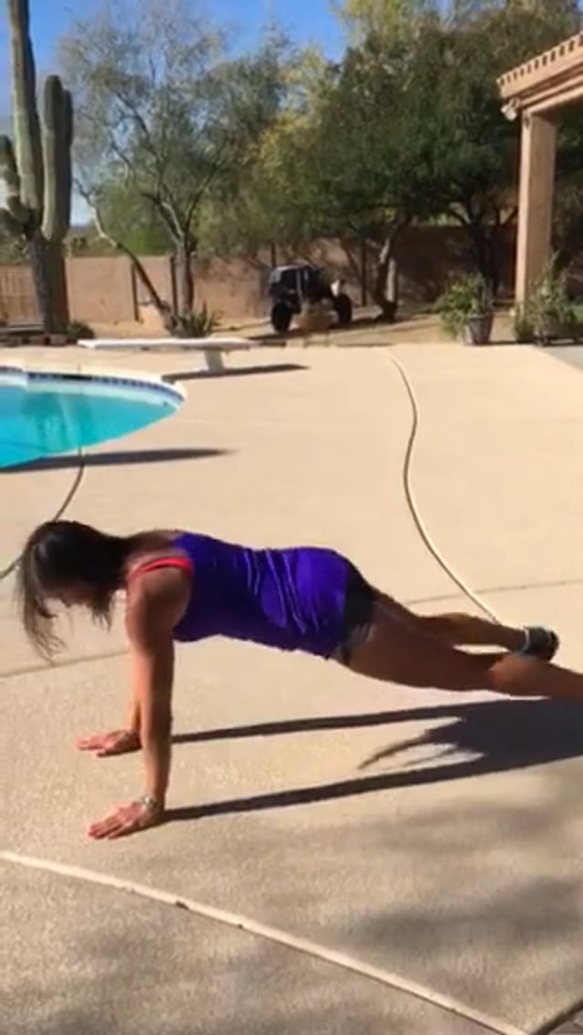 Plank Walkout