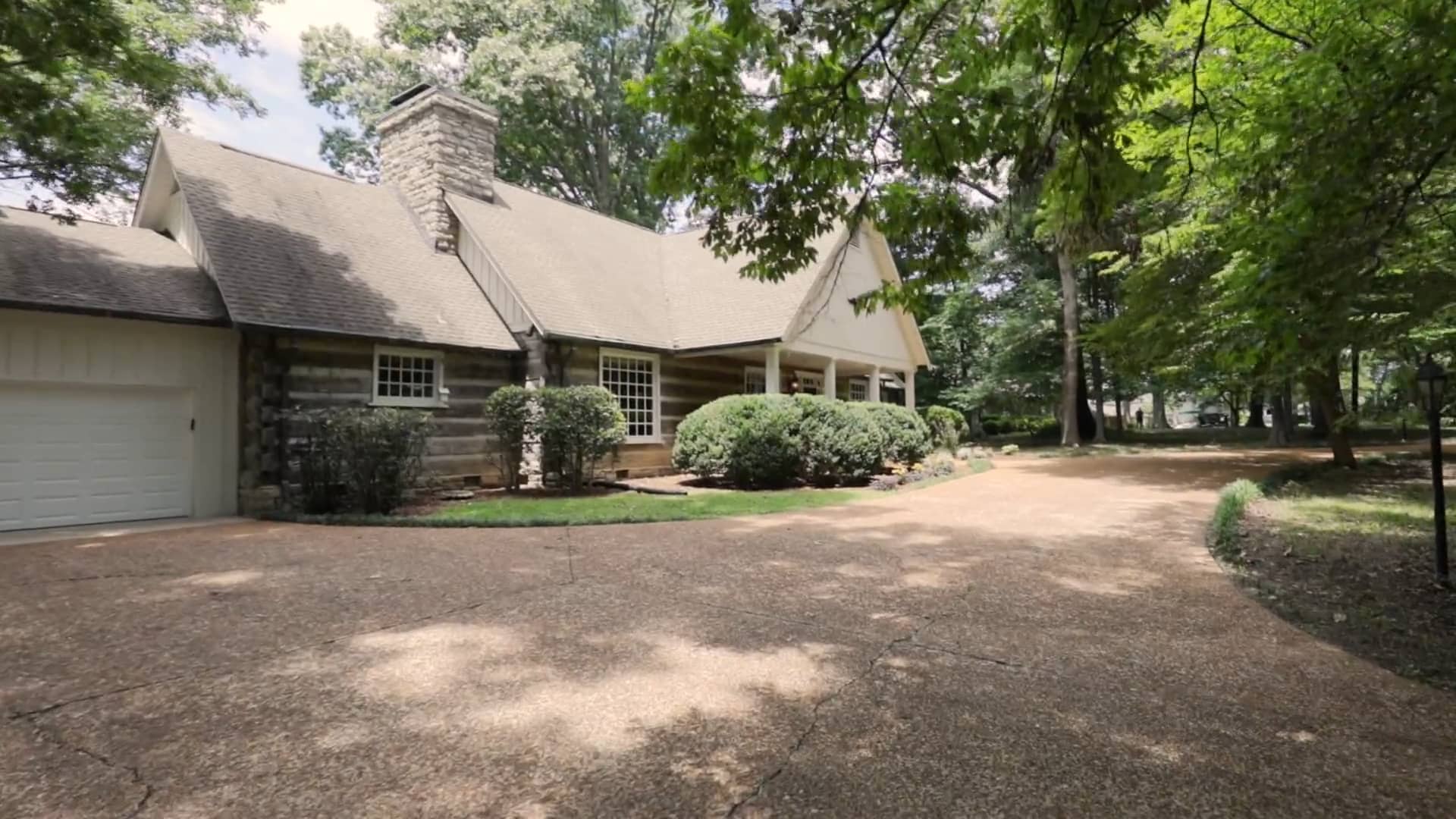 218 Sequoyah Trail, Hendersonville, TN on Vimeo