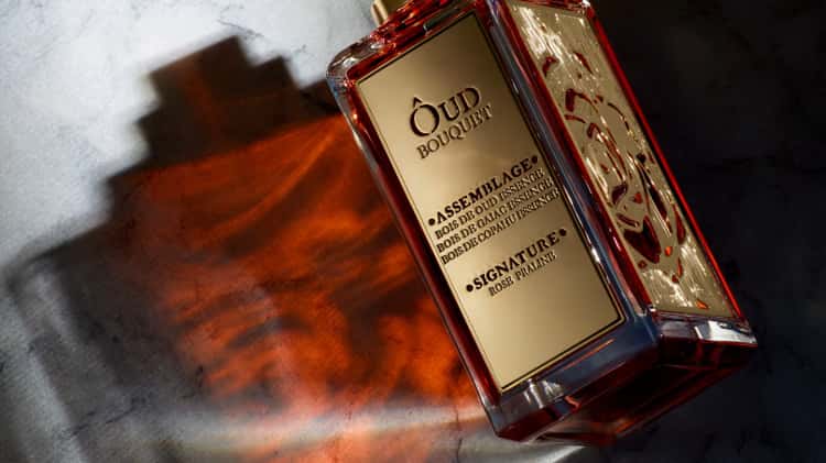 Oud bouquet assemblage signature rose online praline