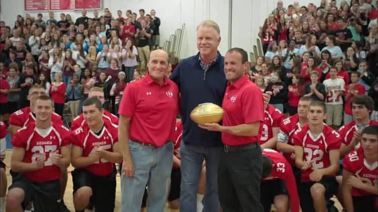 Boomer Esiason Delivers a Golden Football To His HS, Super Bowl High  School Honor Roll