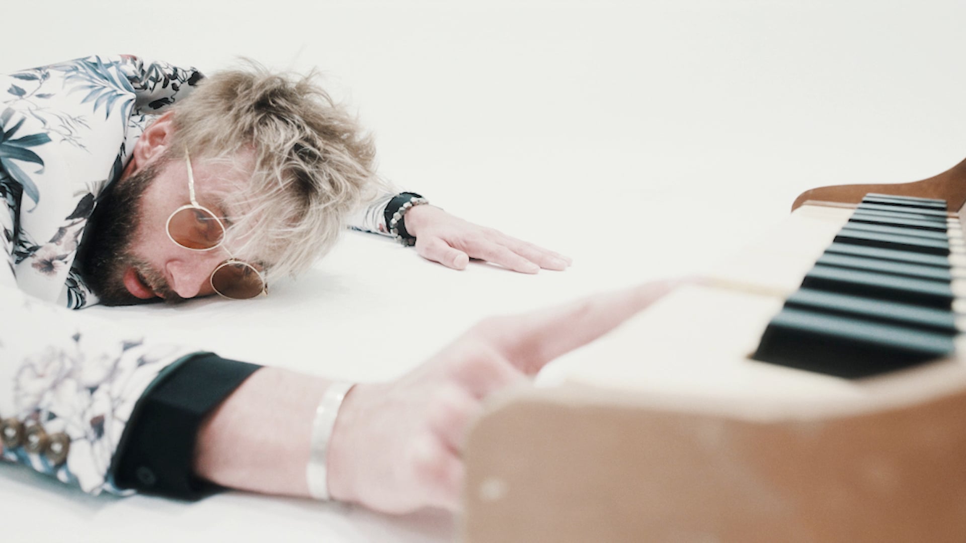 Paul McDonald - Hold On (Music Video)