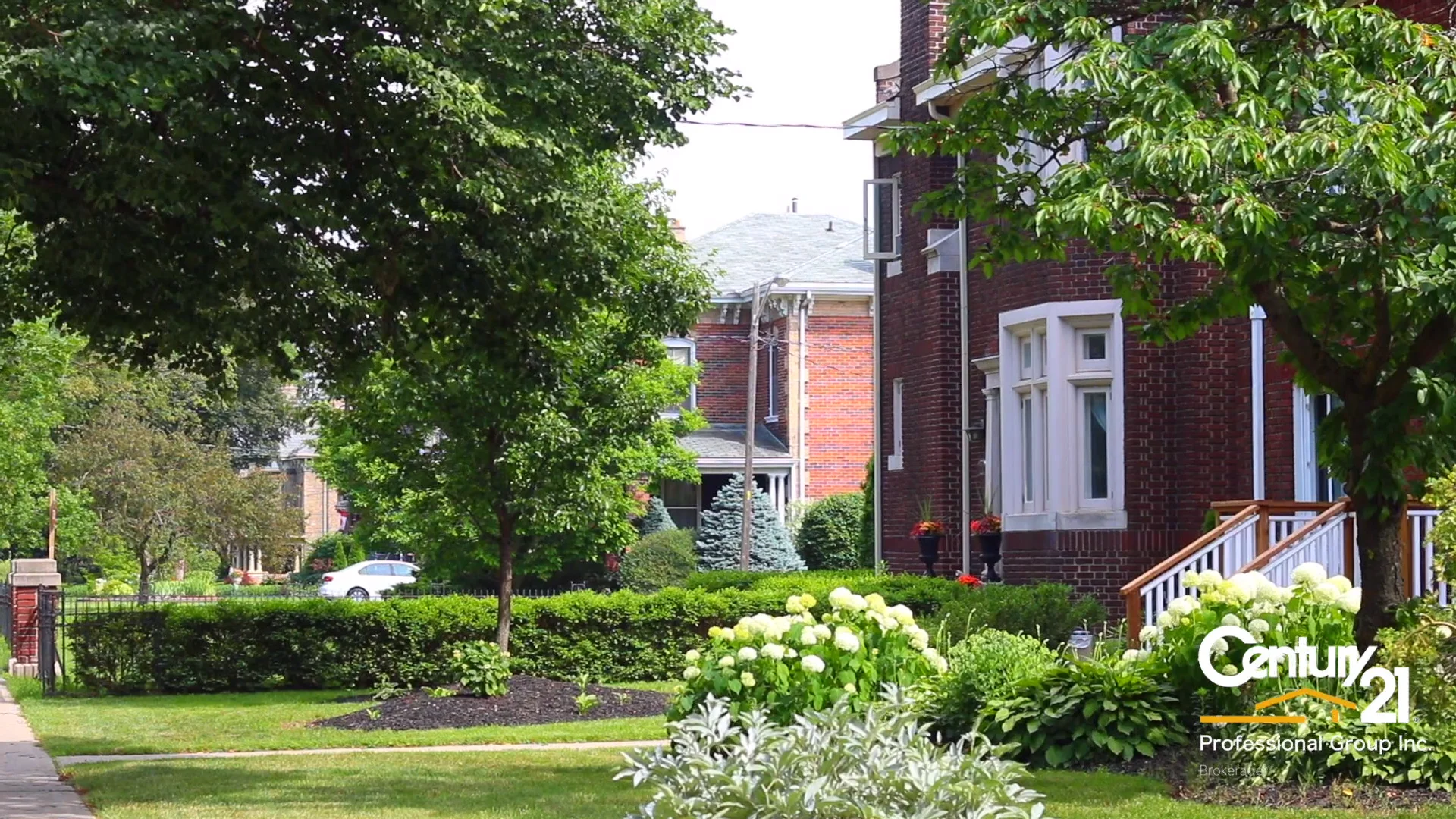 Century 21 Professional Group Brantford Real Estate on Vimeo