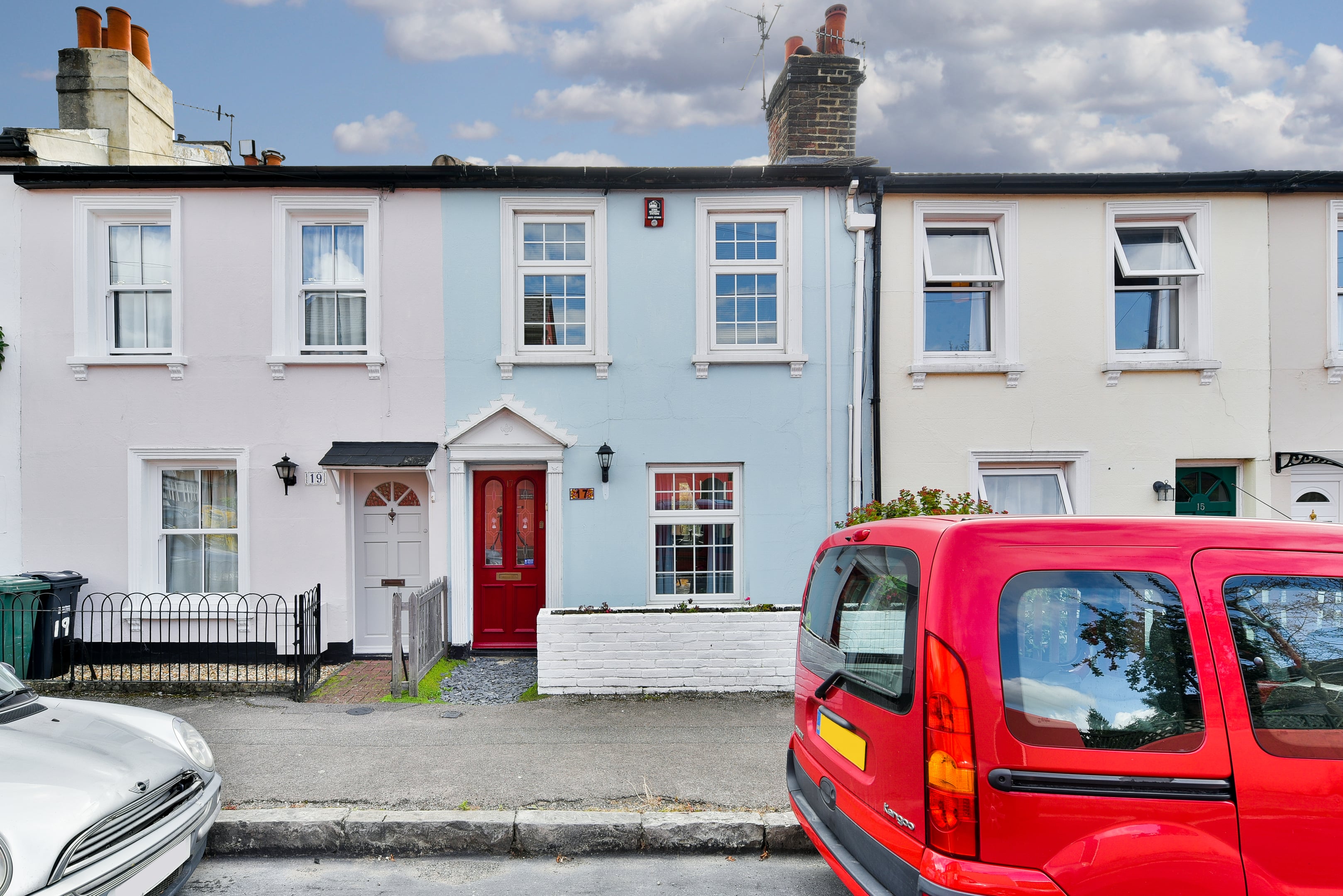 Mark Street, Reigate Ralph James on Vimeo