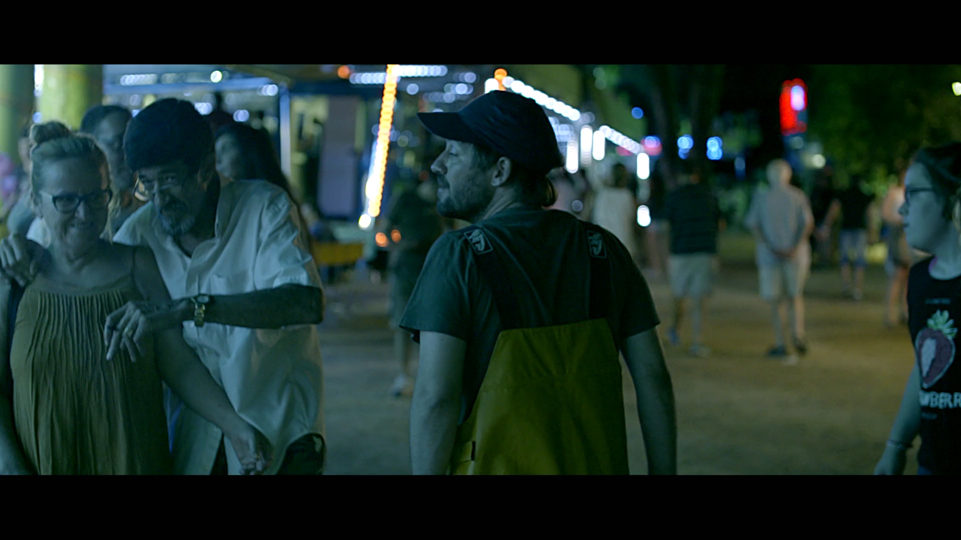 MV | "Shine a light"