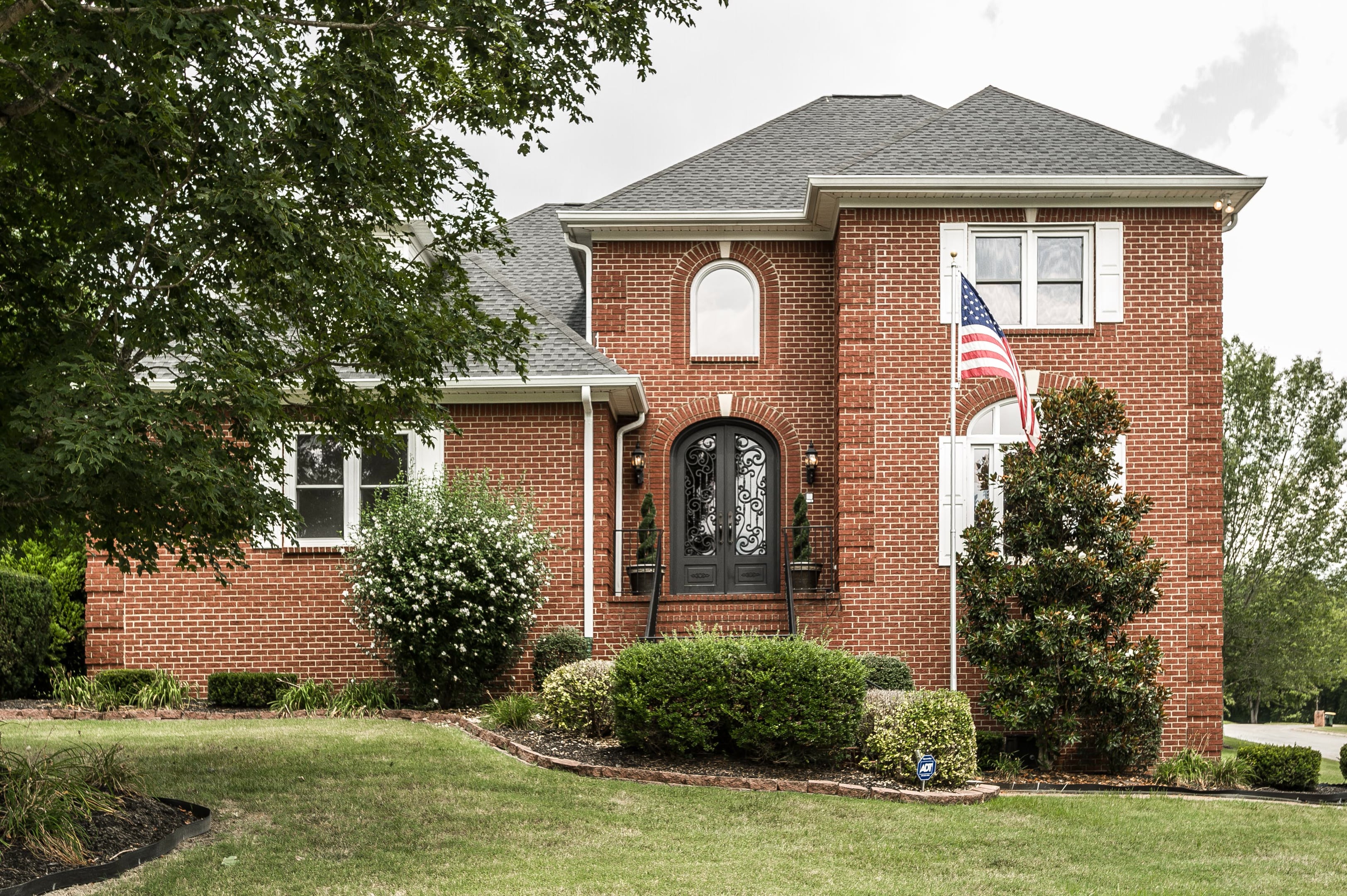 1009 Benton Harbor Blvd. Mount Juliet, TN on Vimeo