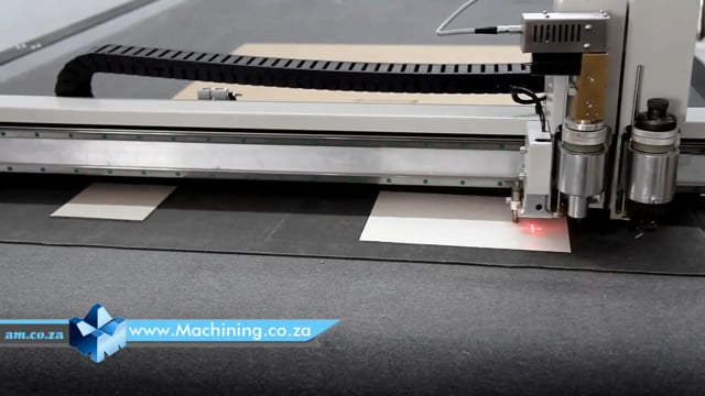 Machining Video: FlatCUT Flatbed Cutting Machine Equipped with Vinyl Cutting Blade Cutting Vinyl Paper Demonstration