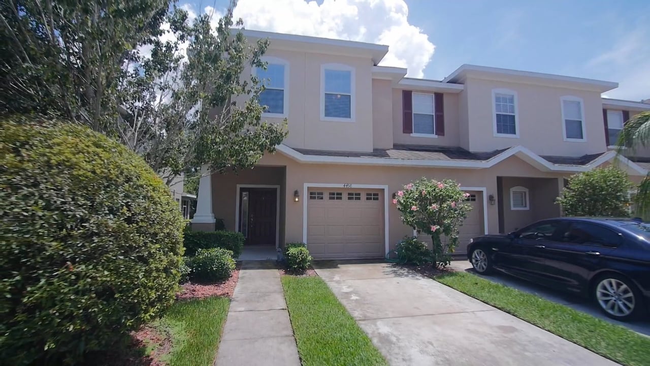 4458 AMBERLY OAKS CT, TAMPA, FL 33614 Move in Ready Townhome in a gated community!