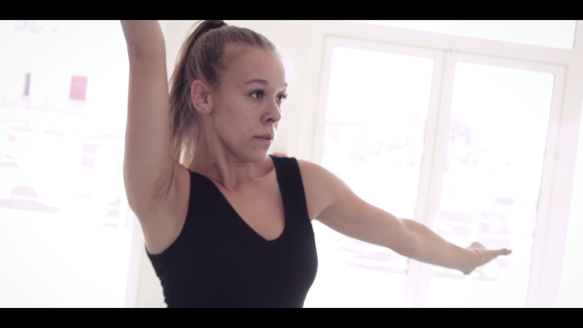HeavyDanse / Solo Louise Garrido