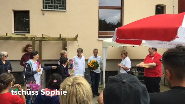 Sommerfest 2017 mit Lehrte hilft - Sophie und Carina