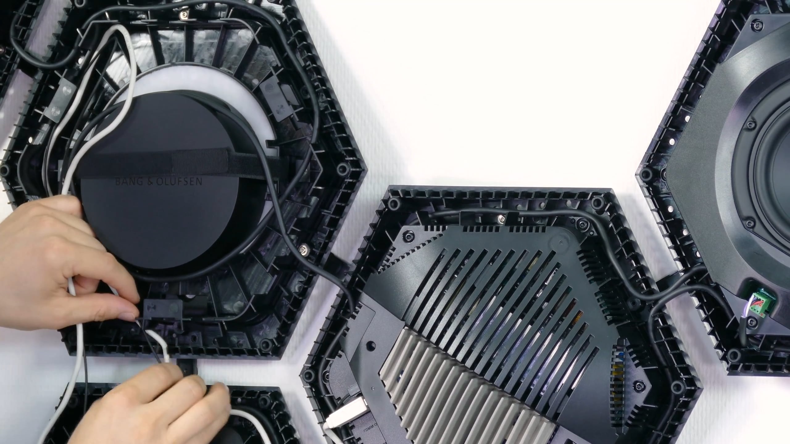 BeoSound Shape - How to connect the cabling on Vimeo