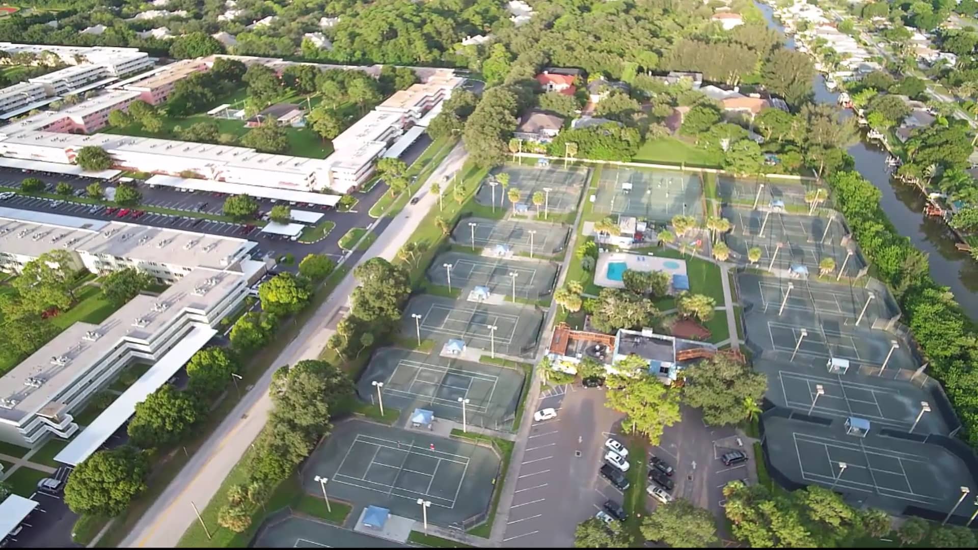 The Racquet Club of St. Petersburg on Vimeo