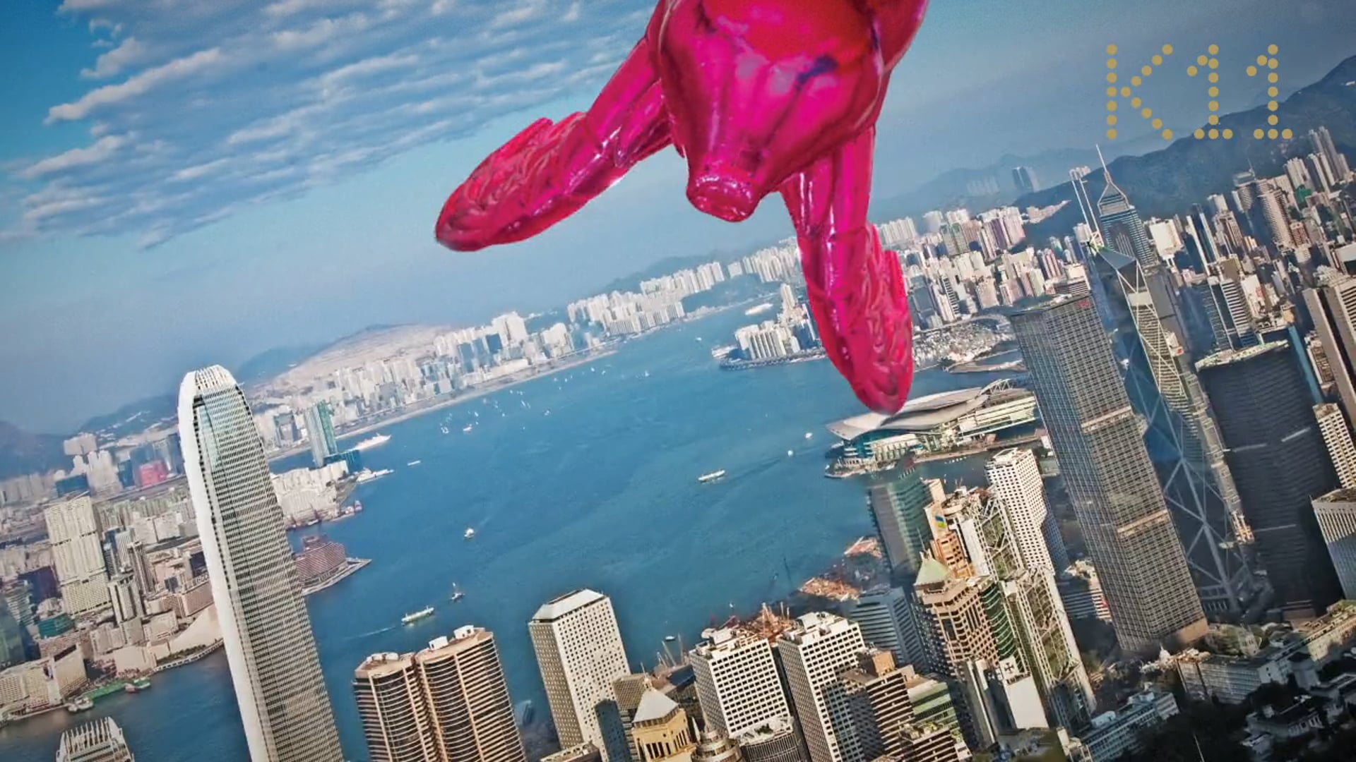 The Christmas Adventure of K11's Flying Pig