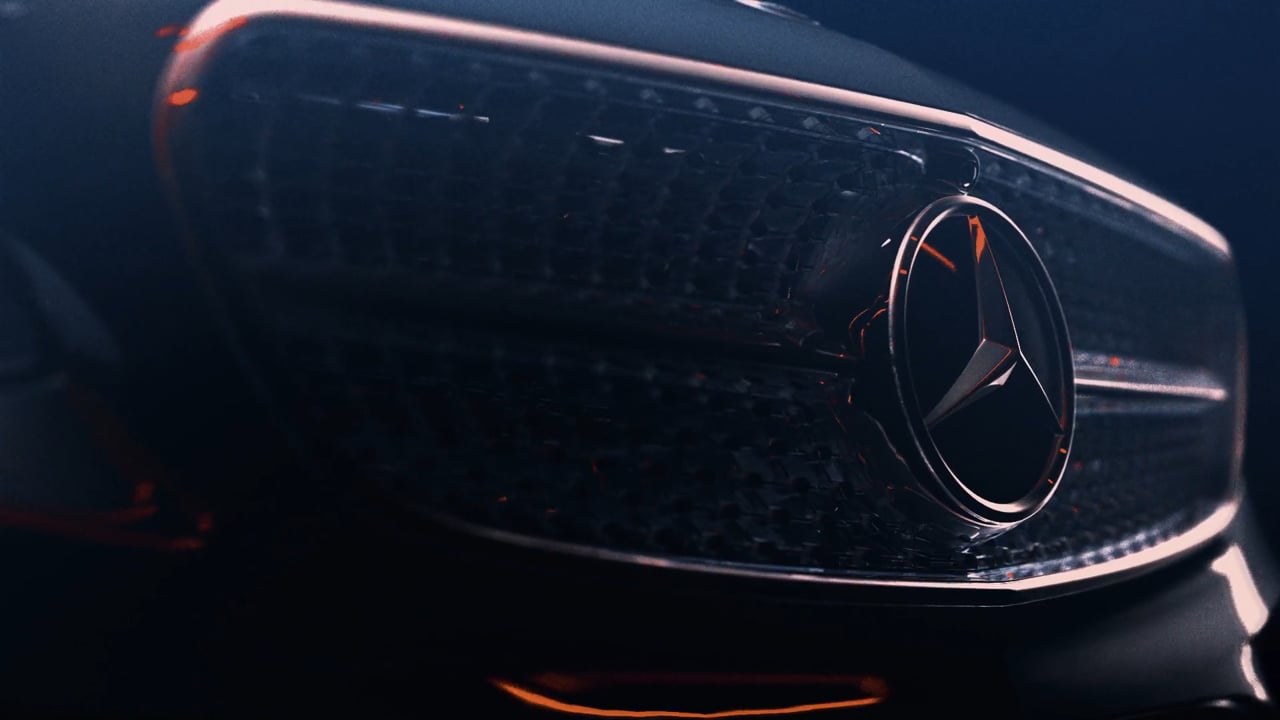 Branded Vignette - Mercedes-Benz & Discovery: E-Class Coupe