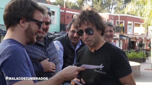 AQNO #MALACOSTUMBRADOS - Libros