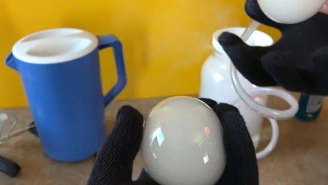 Teaching Science with Ghostly Boo Bubbles - Penguin Brand Dry Ice®