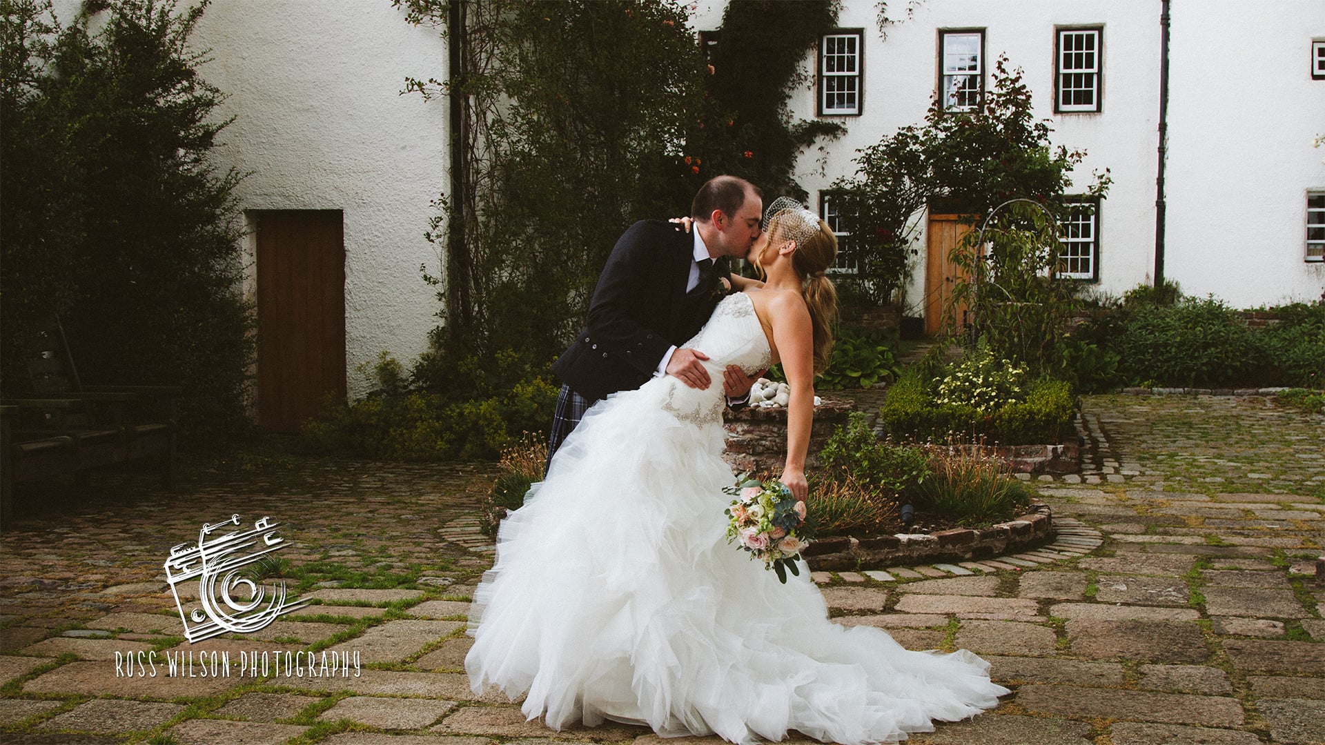 Mark and Emma Wedding Highlights