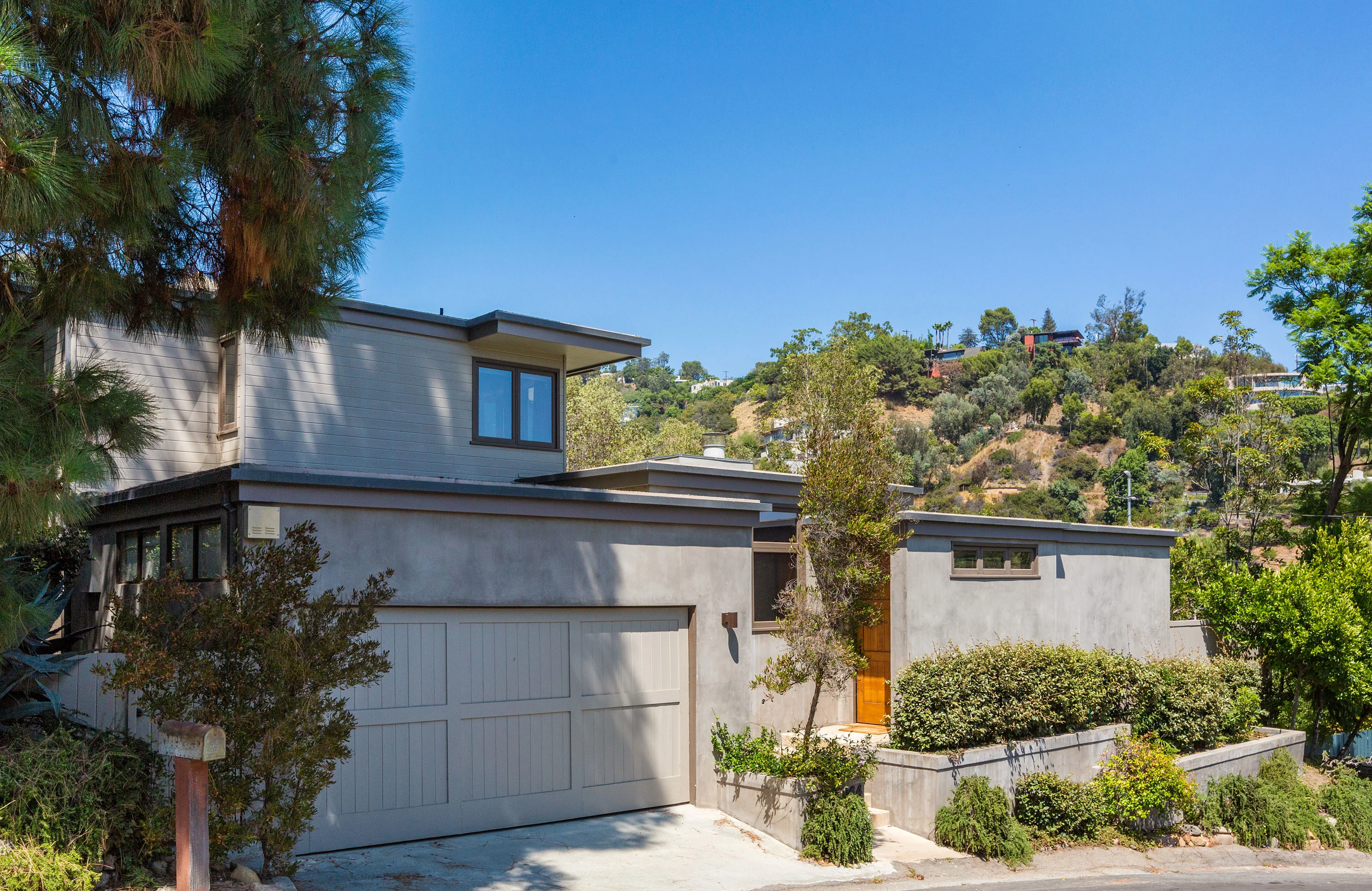 1064 Hanley Avenue, Los Angeles, 90049 MLS on Vimeo