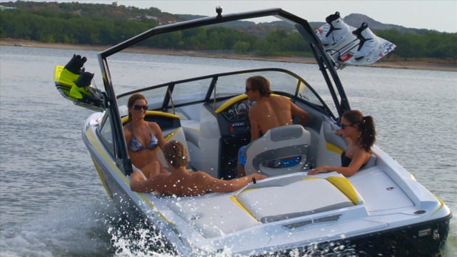 Boat Test Review on BoatTest.com