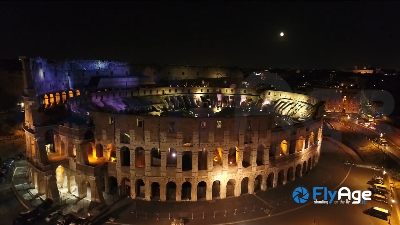 RomA Fly Age in Rome by Night