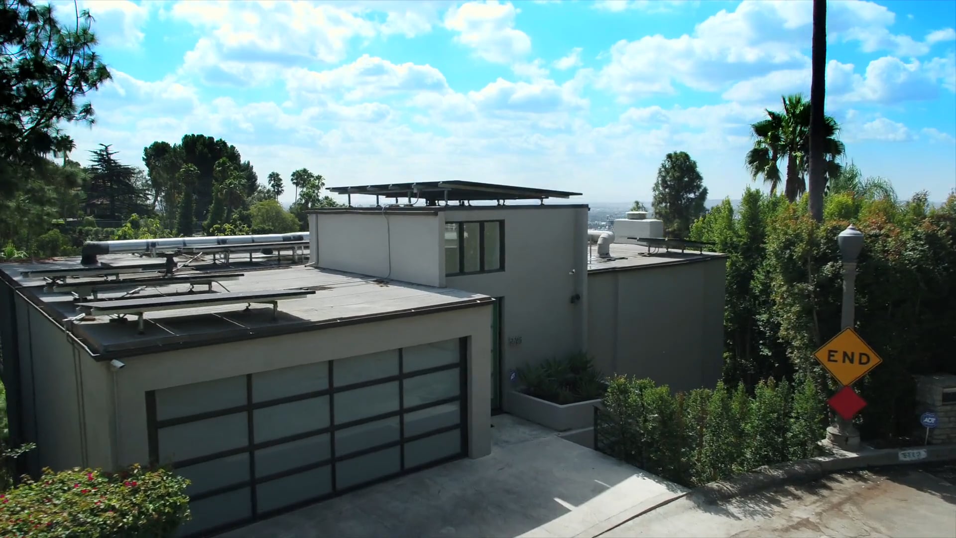 5698 Holly Oak Dr, Los Angeles, CA on Vimeo