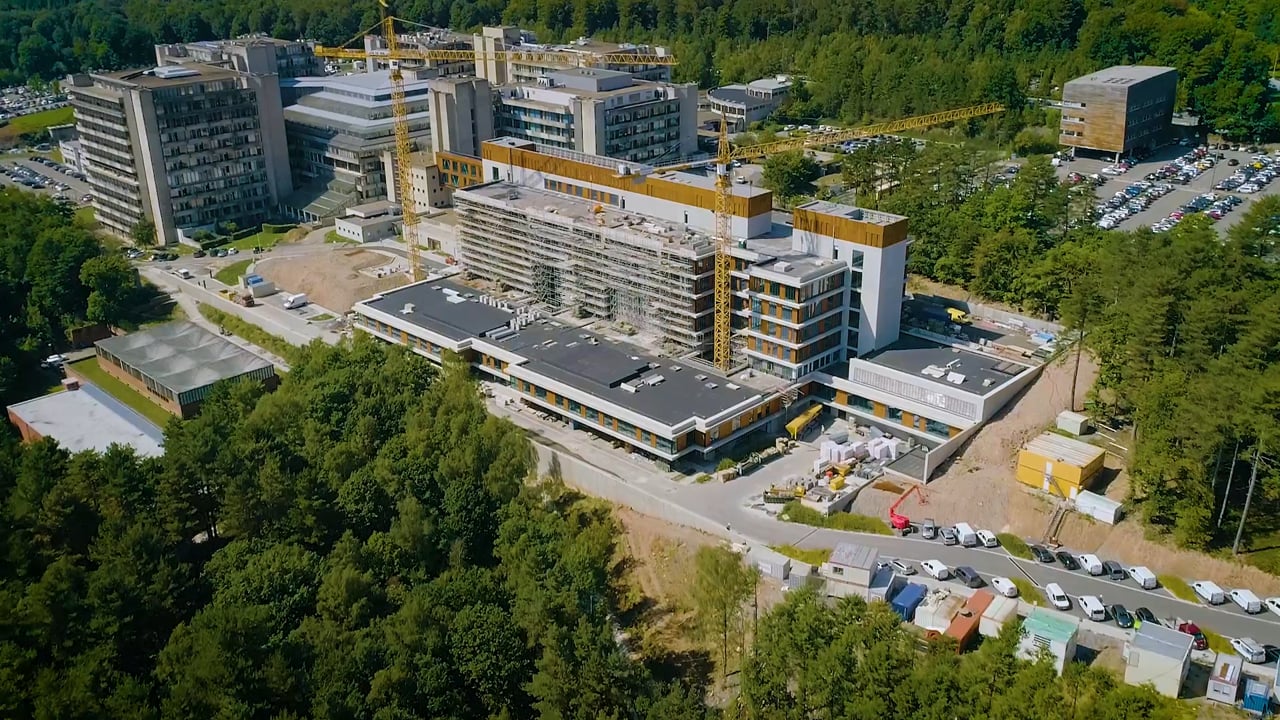 Prises de vues aériennes avec drone : hôpitaux en construction dans la région de Liège