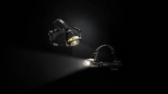 DUO S, Ultra-powerful, rechargeable multi-beam headlamp, featuring the  FACE2FACE anti-glare function. 1100 lumens - Petzl USA