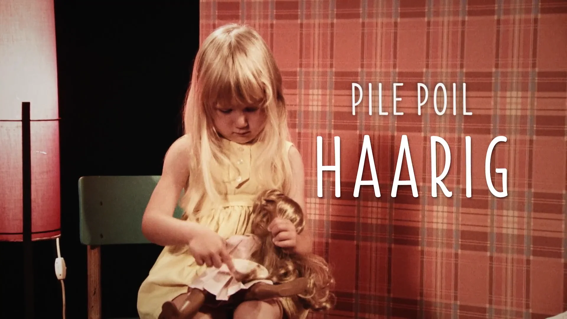 HAARIG / PILE POIL – Trailer F  