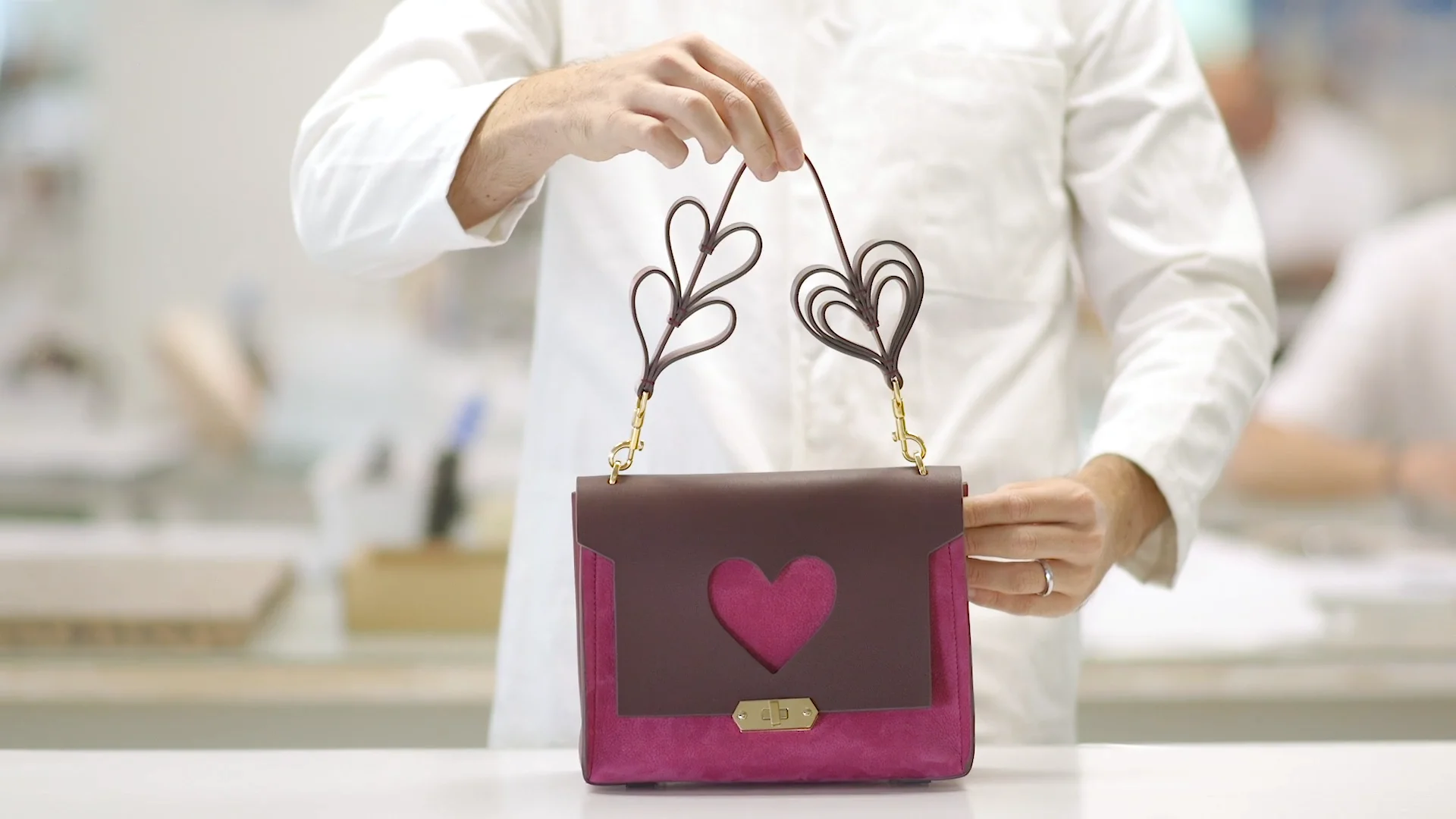 ANYA HINDMARCH ストール 幾何学模様 ANYA HINDMARCH ストール 幾何学模様