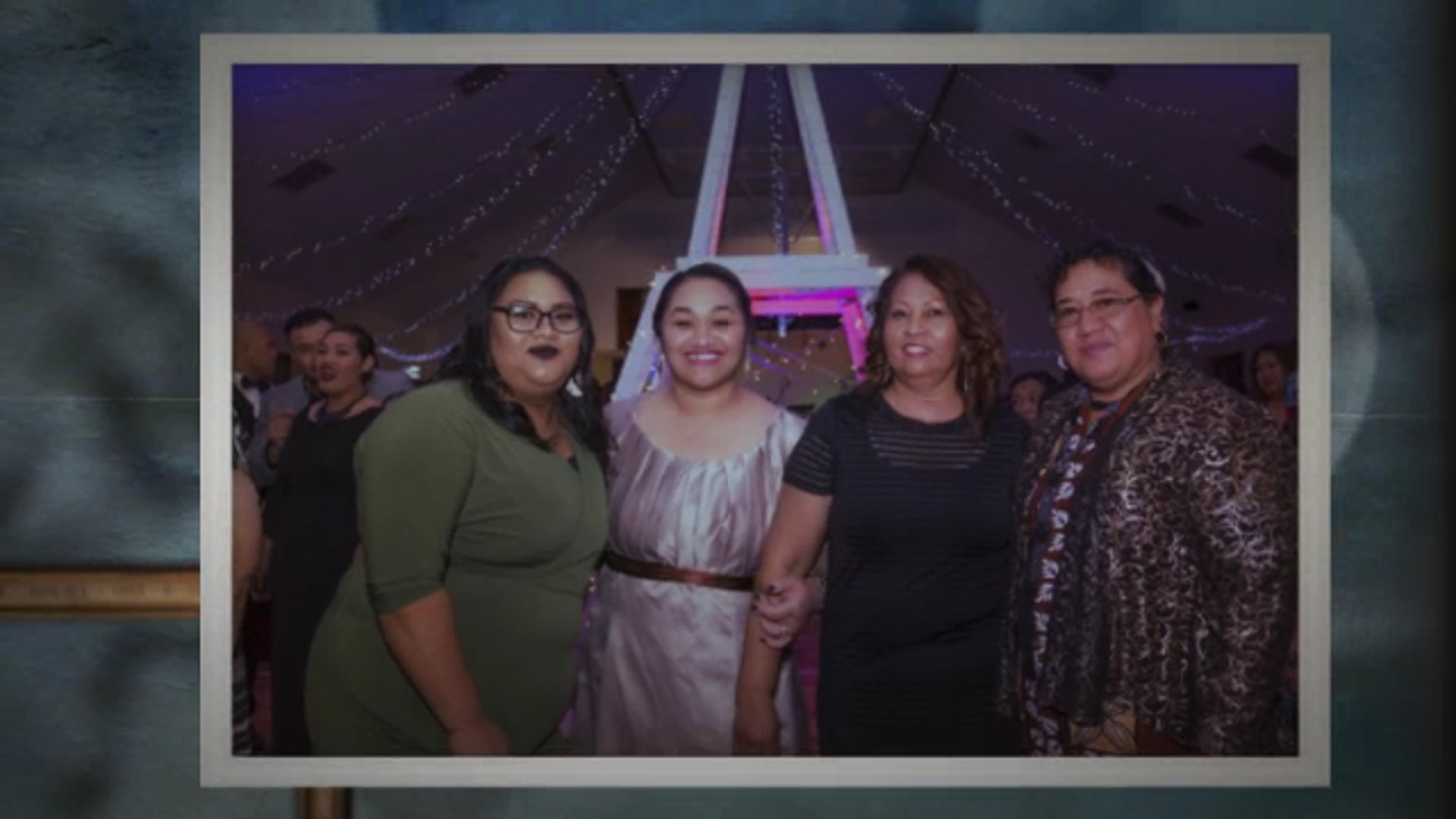 "CLAIR DE LUNE" BALL