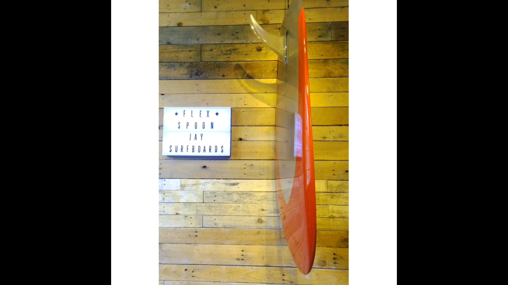 Jay surfboards version of a George Greenough flexspoon kneeboard.