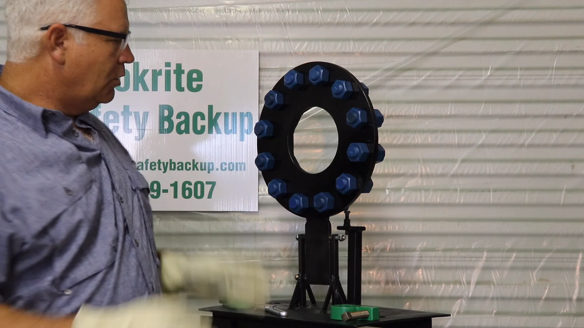 LOKRITE : USING LOKRITE SAFETY BACKUP WRENCHES on Vimeo