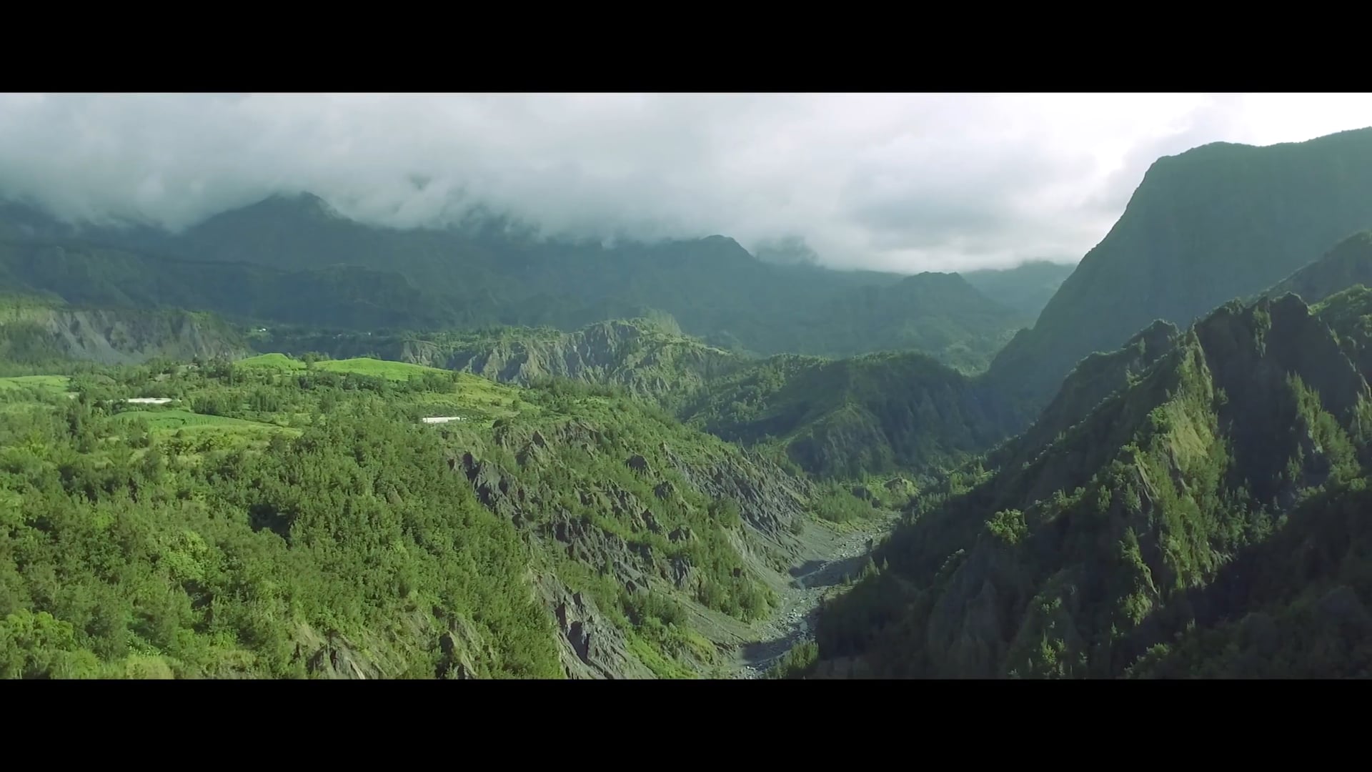L'île de la Réunion - Drone