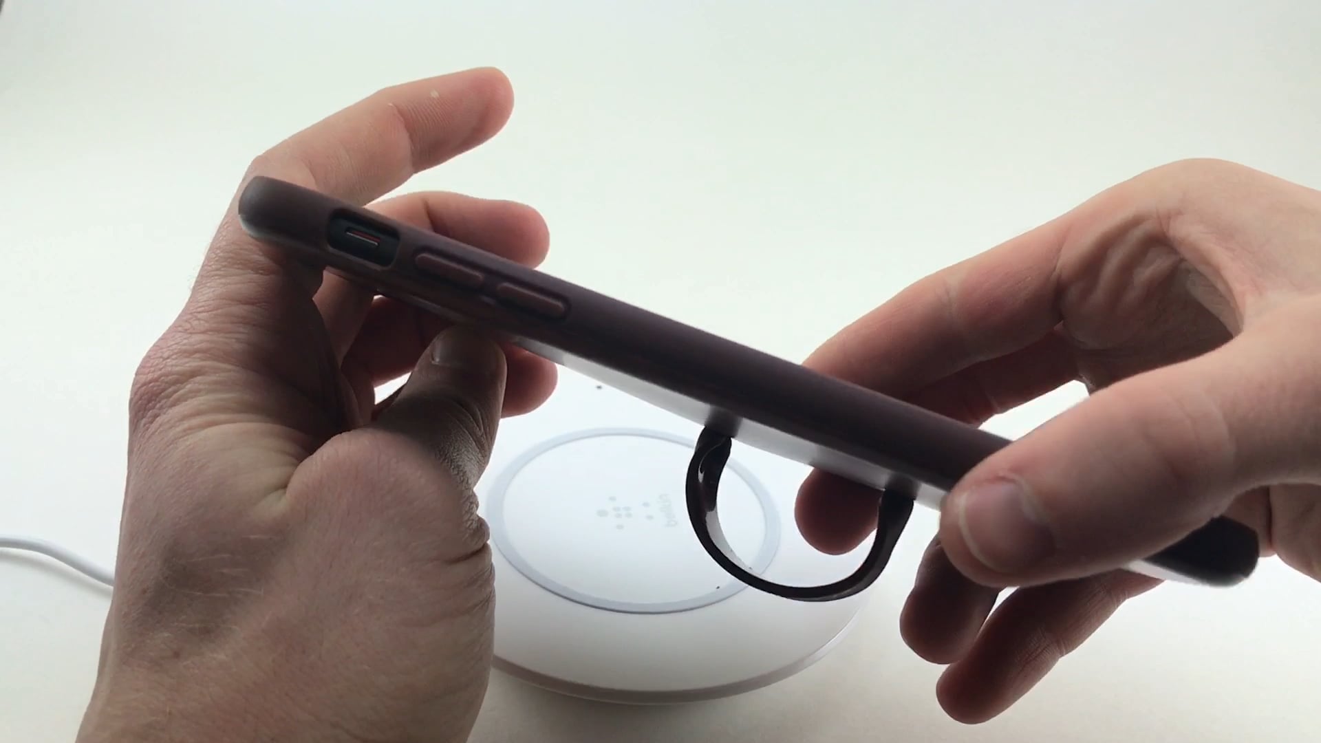 Wireless Charging with the iPhone 8 PLUS // Loopy Cases on Vimeo