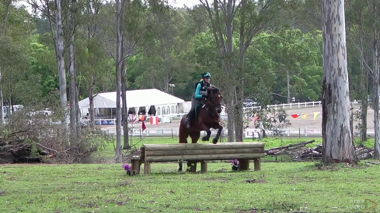 Peta Rutherford riding SUMMERLEE SORRENTO 224 EvA80 Tamborine ...