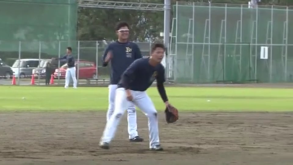 【秋季キャンプ】バファローズ・黒木と山本のルーキーコンビが特守!! 2017/11/4