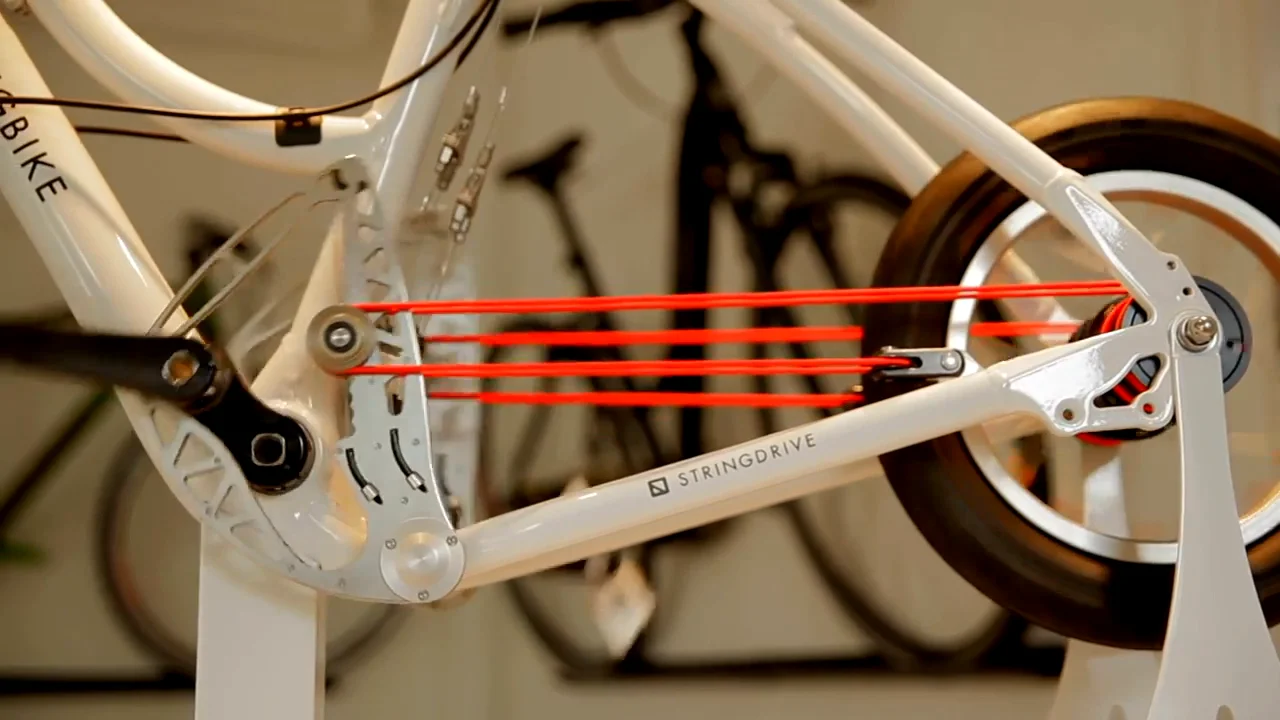 the stringbike uses a rope and pulley drive system instead of a traditional chain