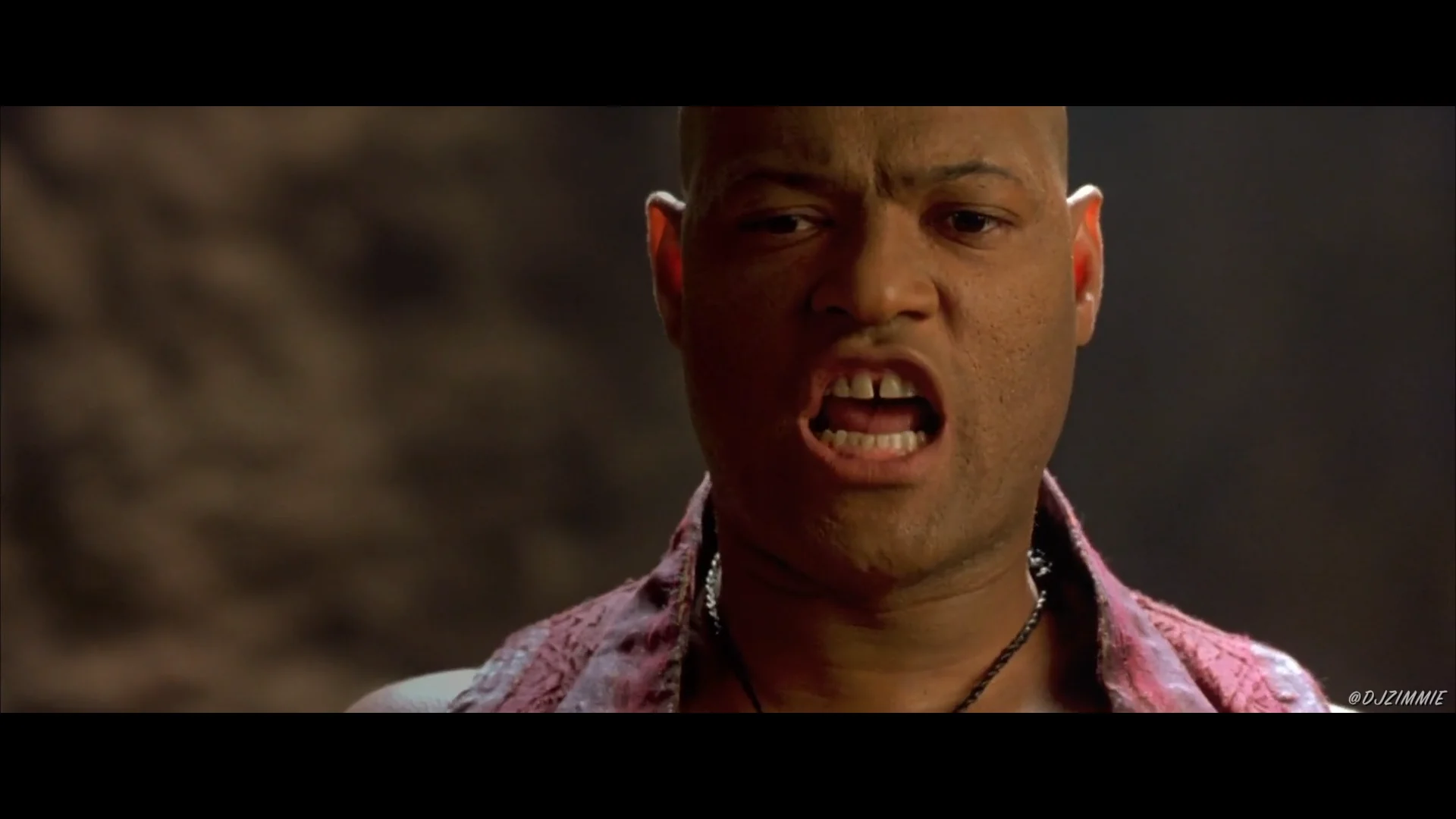 Так он еще живой. Лоуренс фишборн морфеус. Бесячий мем. Живое постер. Так он еще живой.