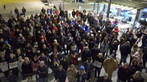 La convocatòria de vaga acaba amb una concentració a la plaça de l'Ajuntament