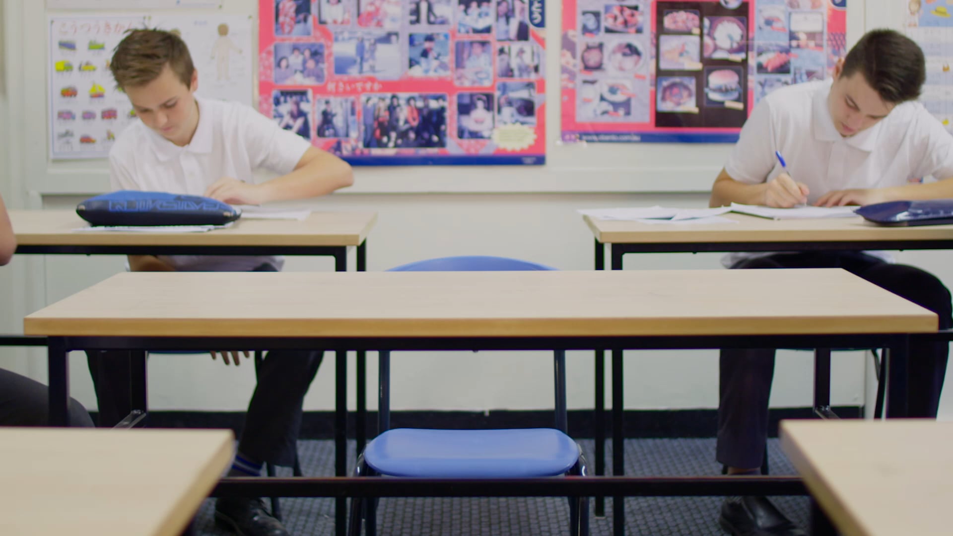 Lifeline - School 30s