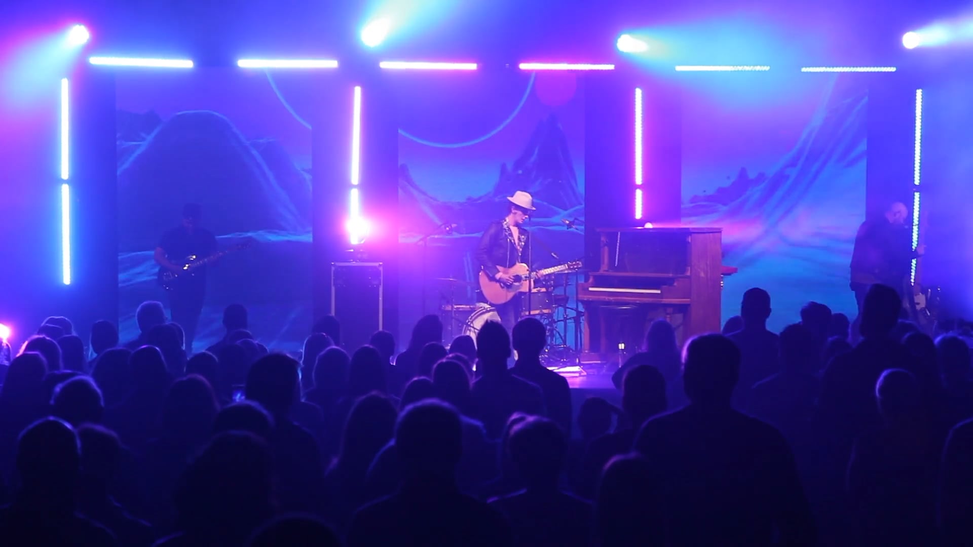 Stars Go Dim "Heaven on Earth" Live