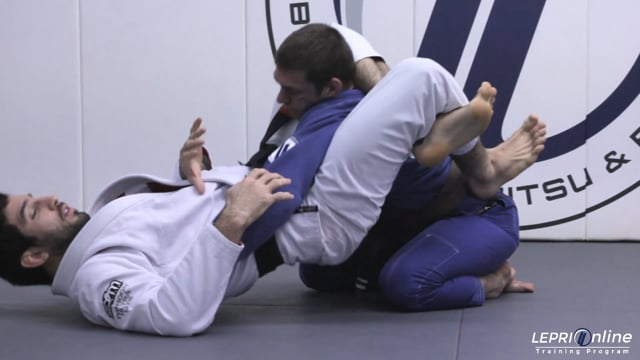 Triangle Choke from Mount